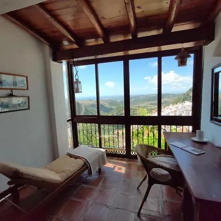 El Hogar De Lucia *